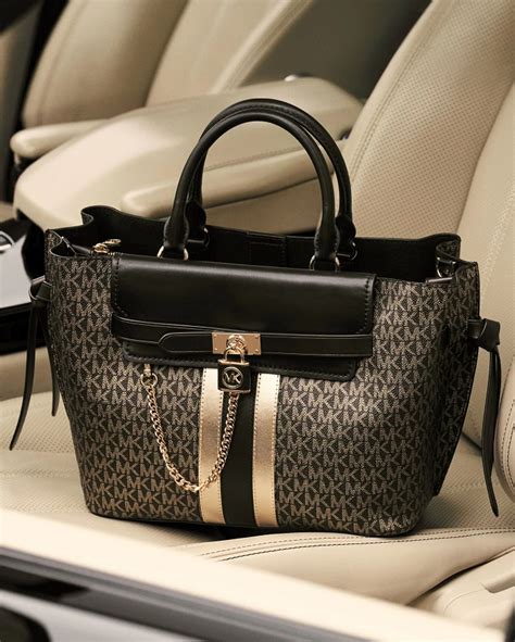 petit cadenas en metal pour sac a main michael kors|Michael Kors.